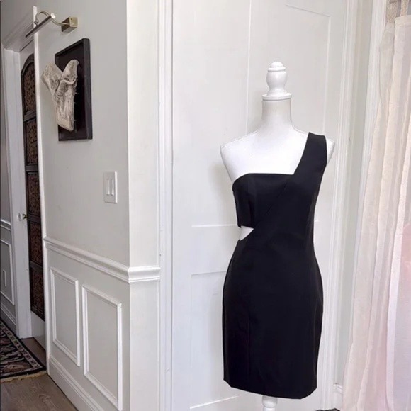 Marciano Womens One Shoulder Cut Out Mini Dress Black Bodycon Lined Size S Chic - Picture 2 of 16